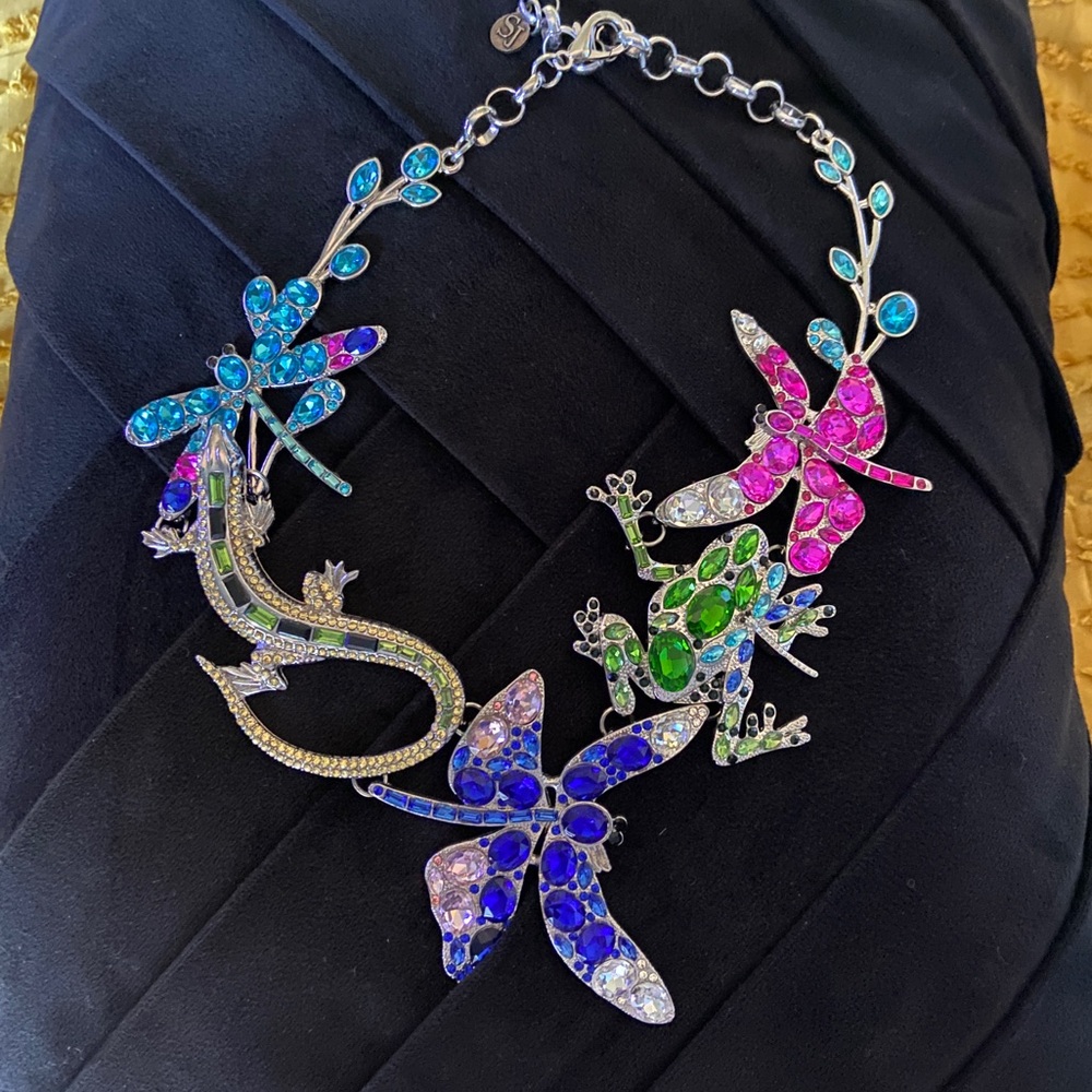 Sassy Jones Necklace - Excellent Condition